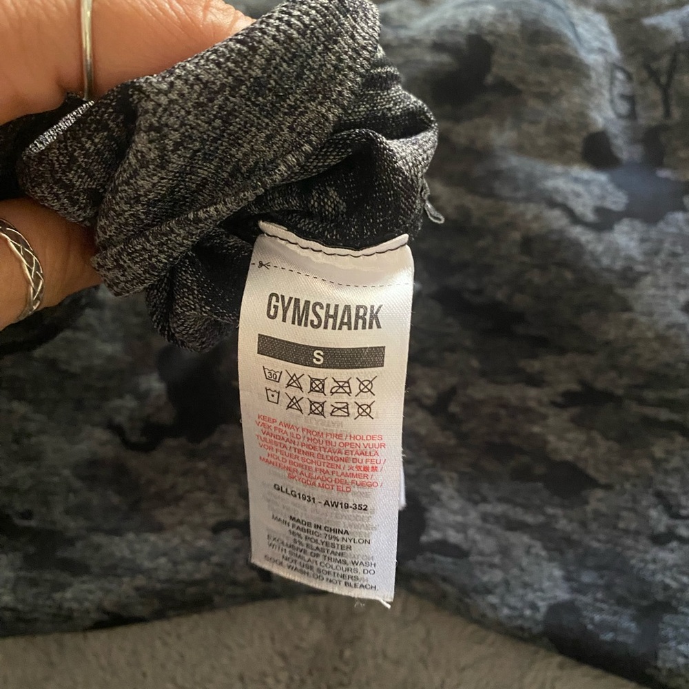 Gymshark Charcoal and Black Camouflage Leggings